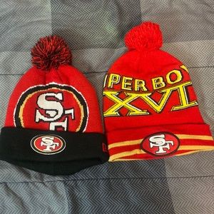 Two beanies package